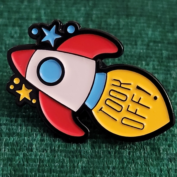 TOOK OFF Rocket And Stars Enamel Pin - Picture 4 of 11